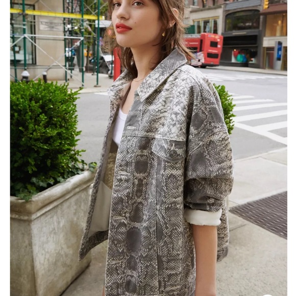 Topshop snakeskin denim jacket - Picture 2 of 4